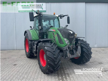 Farm tractor FENDT 724 Vario