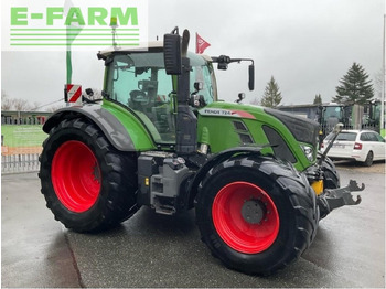 Farm tractor FENDT 724 Vario