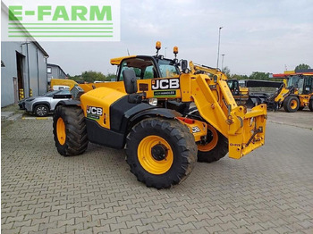 Wheel loader JCB