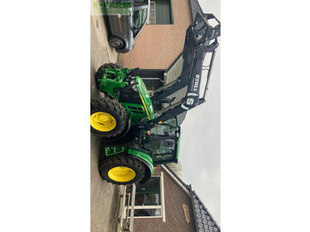 Farm tractor JOHN DEERE 6100M