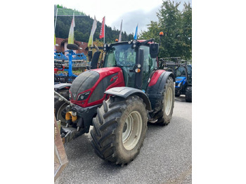 Farm tractor VALTRA N154