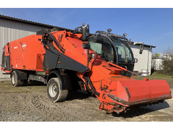 Forage mixer wagon KUHN