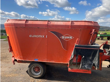 Forage mixer wagon KUHN