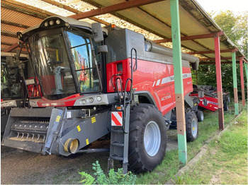 Combine harvester MASSEY FERGUSON