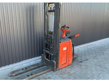 Stacker LINDE L16