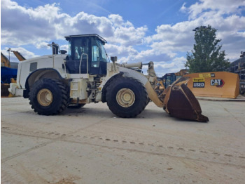 Wheel loader CATERPILLAR 966M