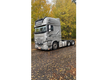 Tractor unit DAF XF 530