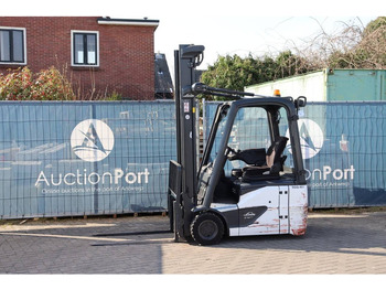 Electric forklift LINDE E