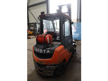 LPG forklift Toyota 02-8FGF25: picture 5