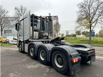 Tractor unit Mercedes Benz Actros 4158 SLT 8x4 (ZGG 155 t): picture 4