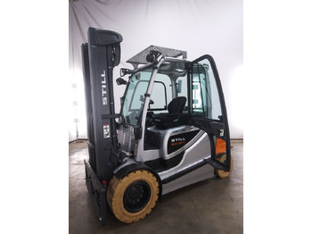 Electric forklift STILL RX60