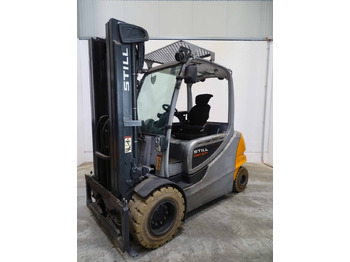 Electric forklift STILL RX60