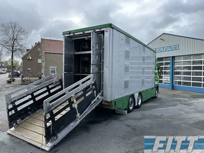 Livestock truck Volvo FH FH 540 6x2 1/2/3 Finkl Livestock -- Water and Ventilation - Lifting roof - Lifting floors + Trailer 1/2/3 Finkl: picture 11