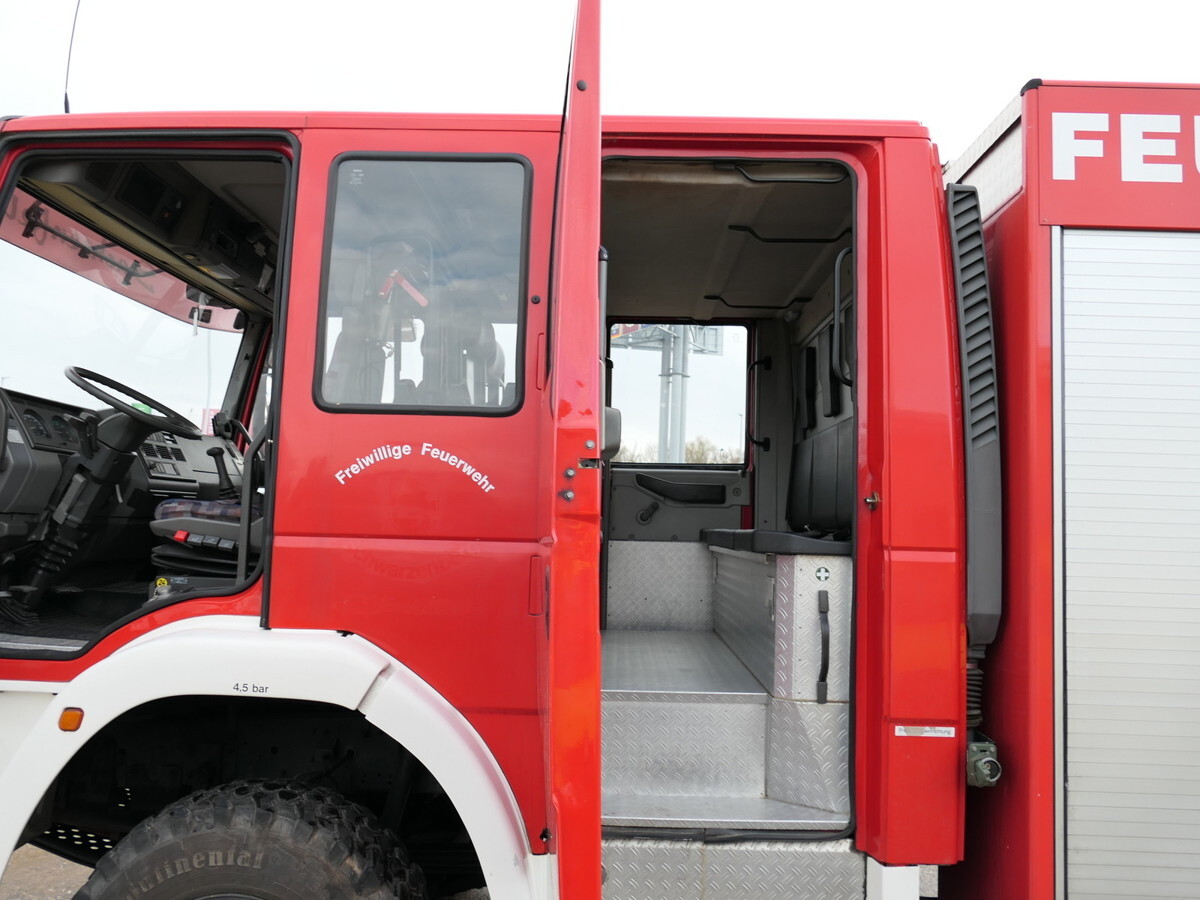 Fire truck IVECO FF 95 E 18W LF 8/6 DoKa 4X4 SFZ FEUERWEHR Löschf: picture 20