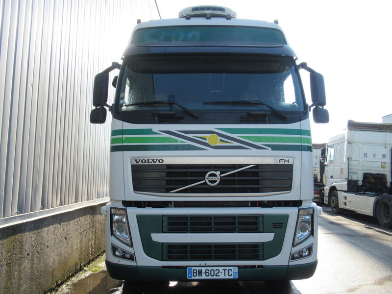 Tractor unit Volvo FH 500: picture 11