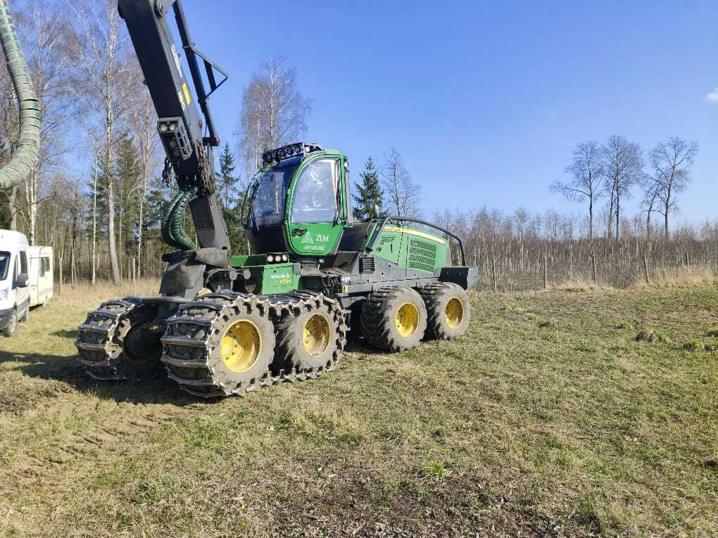 Forestry harvester John Deere 1170G with H413: picture 7