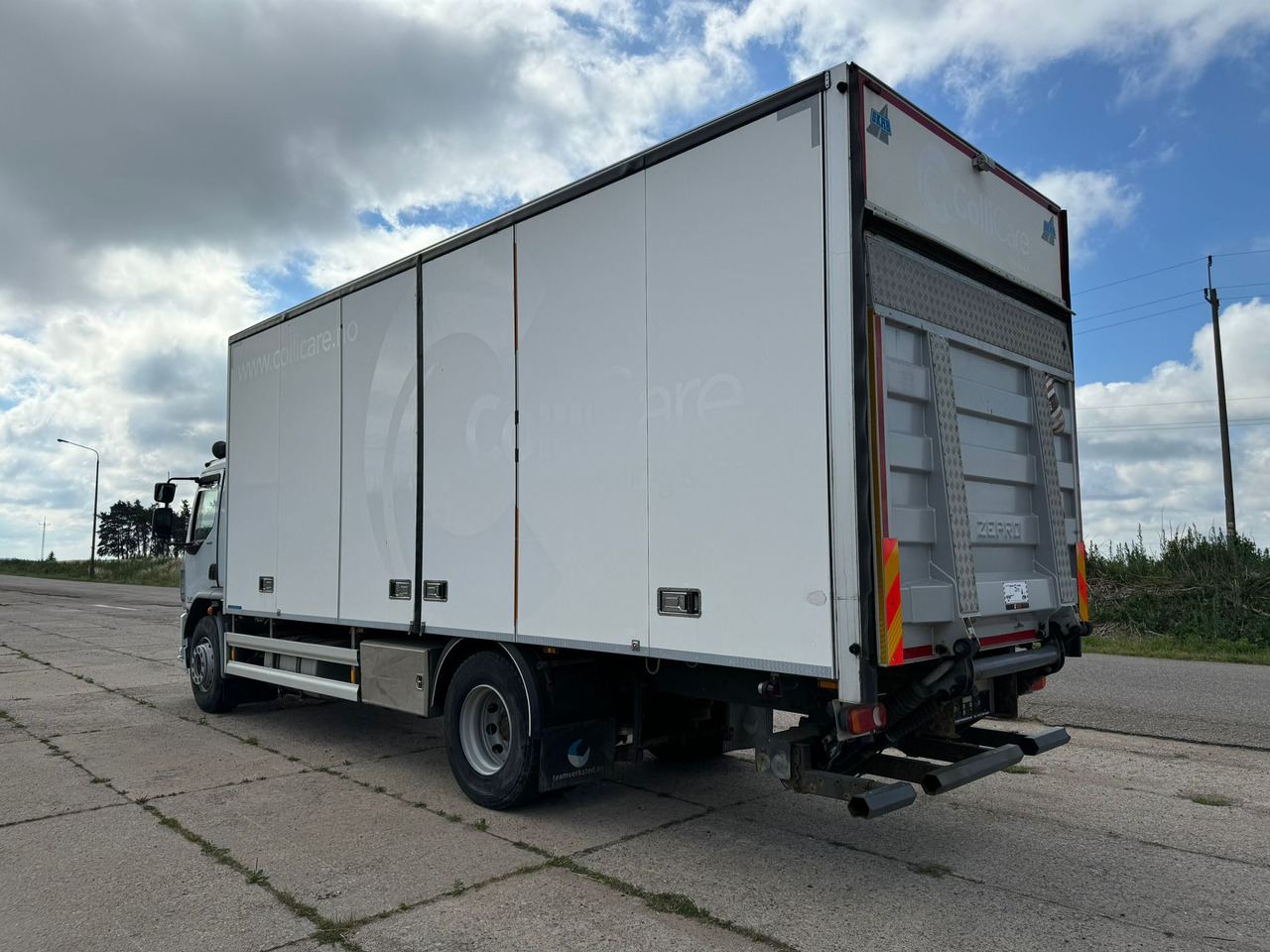 Box truck DAF LF280: picture 6