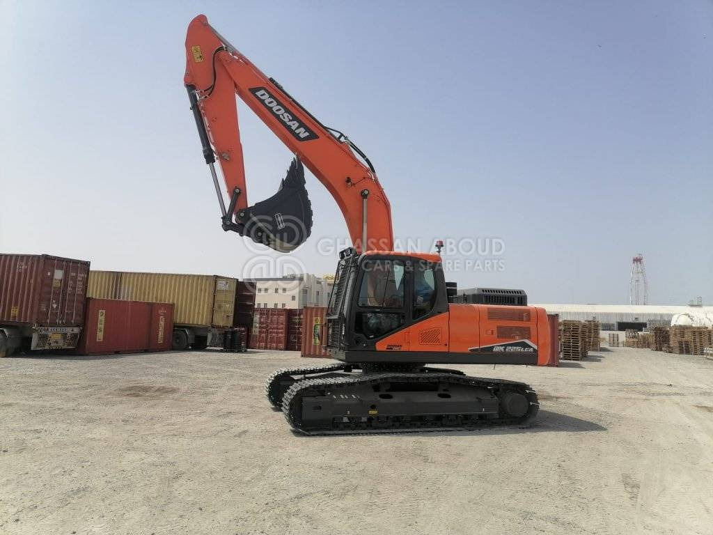 Crawler excavator DOOSAN DX225 LCA – CHAIN EXCAVATOR OPERATING WEIGHT 22 TON APPROX. WITH  BUCKET 1.08 Cu.M BUCKET ( HEAVY DUTY) MY2022: picture 7