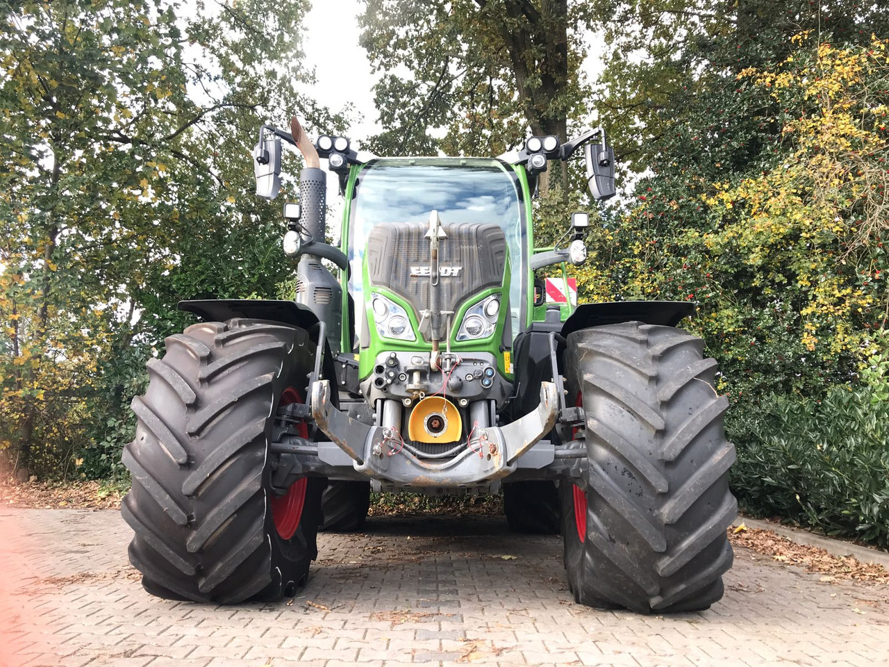 Farm tractor Fendt 724 Vario S4 ProfiPlus: picture 8