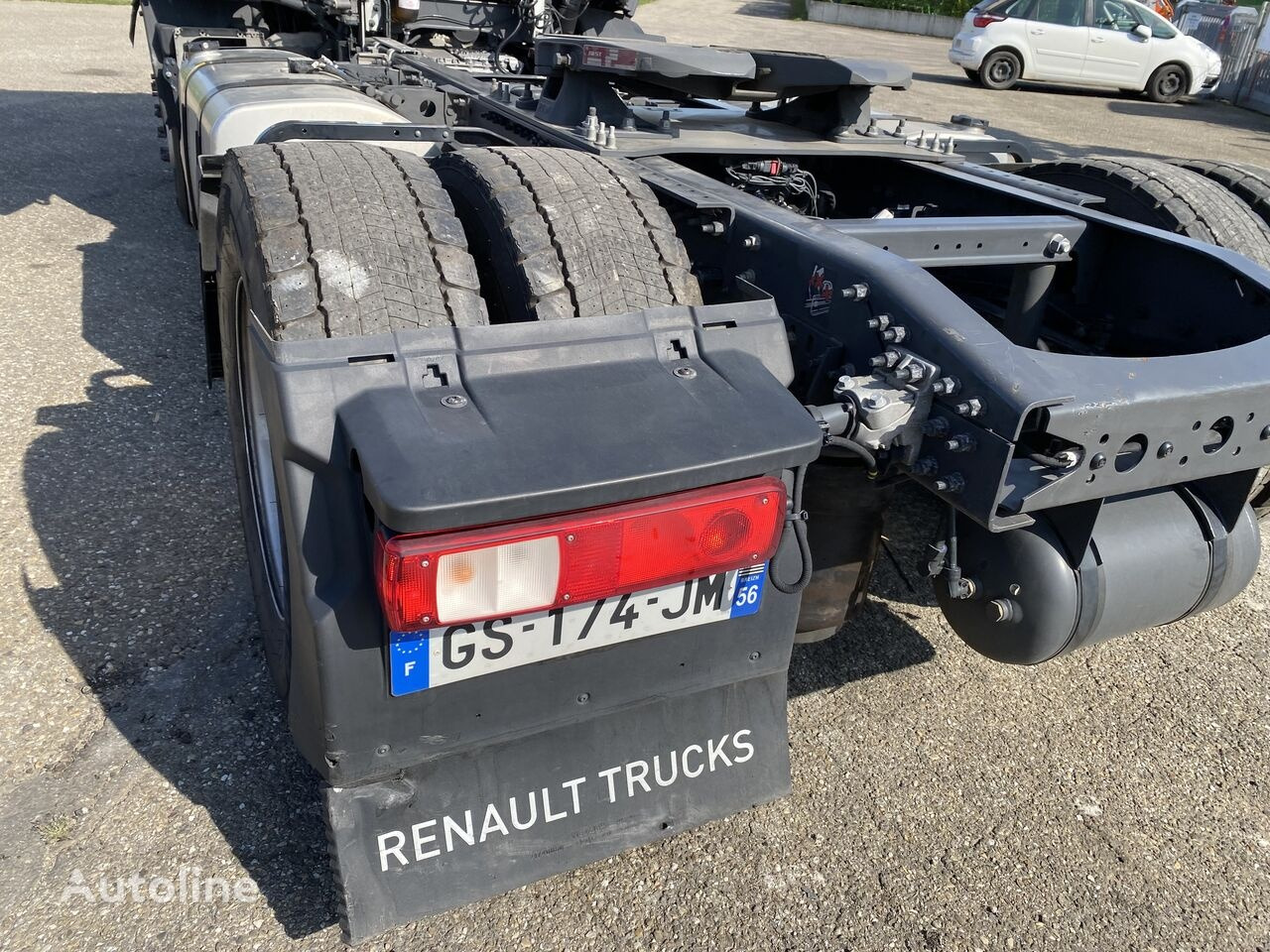 Tractor unit Renault T460 De11: picture 31