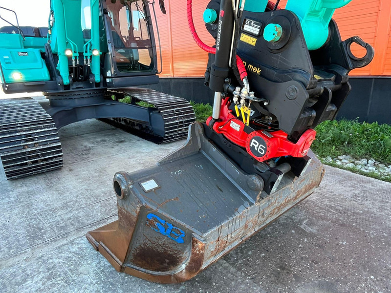 Crawler excavator Kobelco SK 210 LC-11 ROTOTILT / CENTRAL LUBRICATION: picture 11