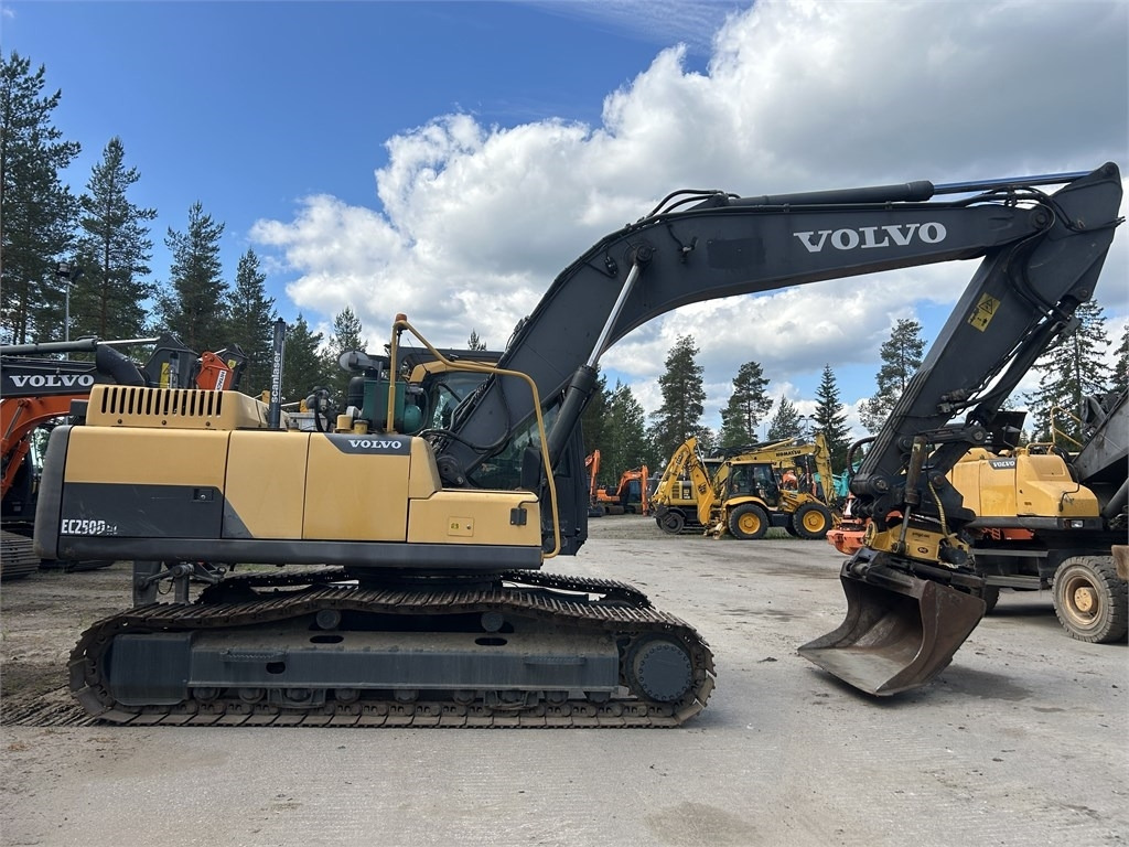 Crawler excavator Volvo EC250DNL PYÖRITTÄJÄLLÄ: picture 6