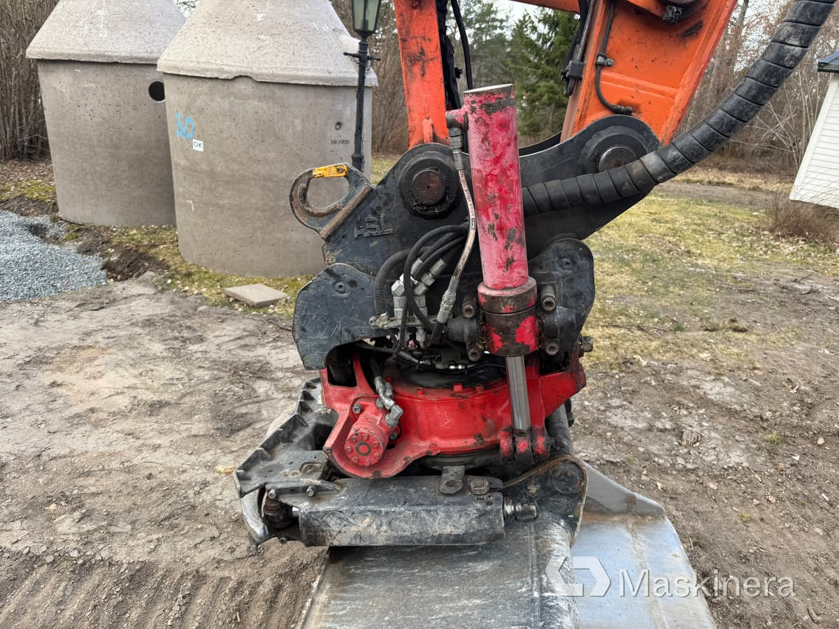Crawler excavator Grävmaskin Hitachi ZX130-3: picture 44