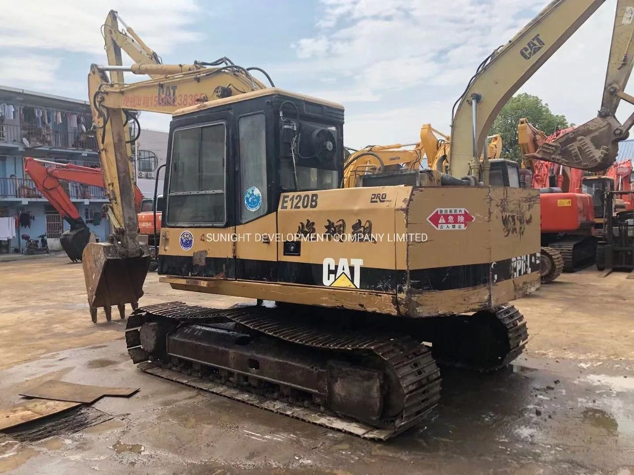 Crawler excavator Original Engine and Pump Used Cat E120b Medium Size Crawler Excavator: picture 9