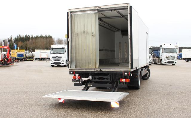 Refrigerator truck Mercedes-Benz Atego 1624L TOP NUTZLAST: picture 7