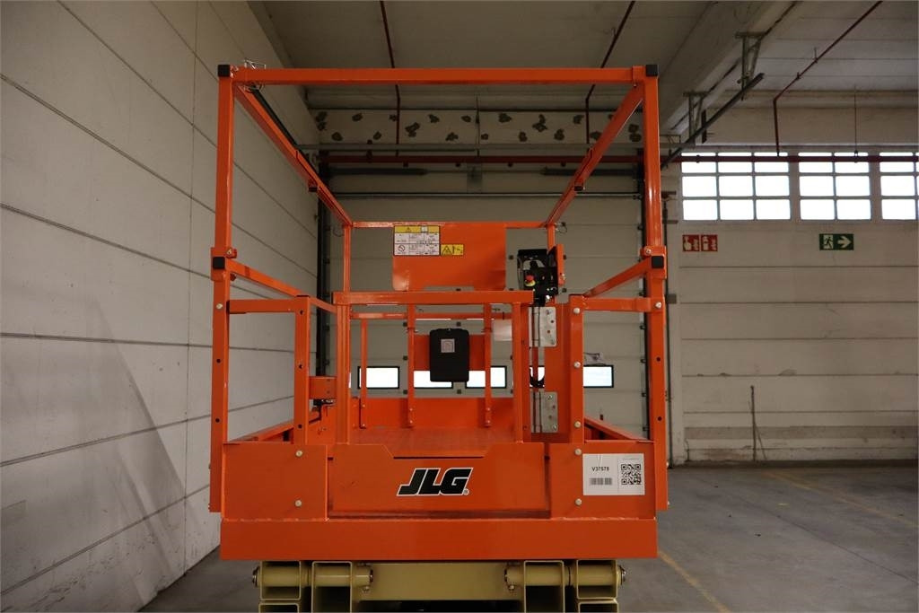 Scissor lift JLG 3246ES: picture 10