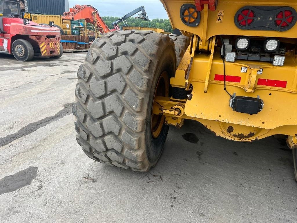 Articulated dumper Bell B 25 E: picture 21