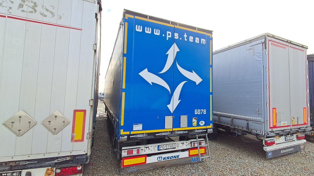 Curtainsider semi-trailer KRONE SD  FIRANA: picture 6