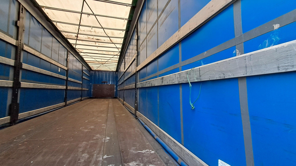 Curtainsider semi-trailer KRONE SD  FIRANA: picture 7