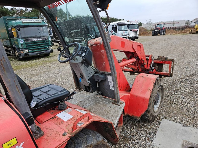 Compact track loader Manitou ML40 Loader: picture 7