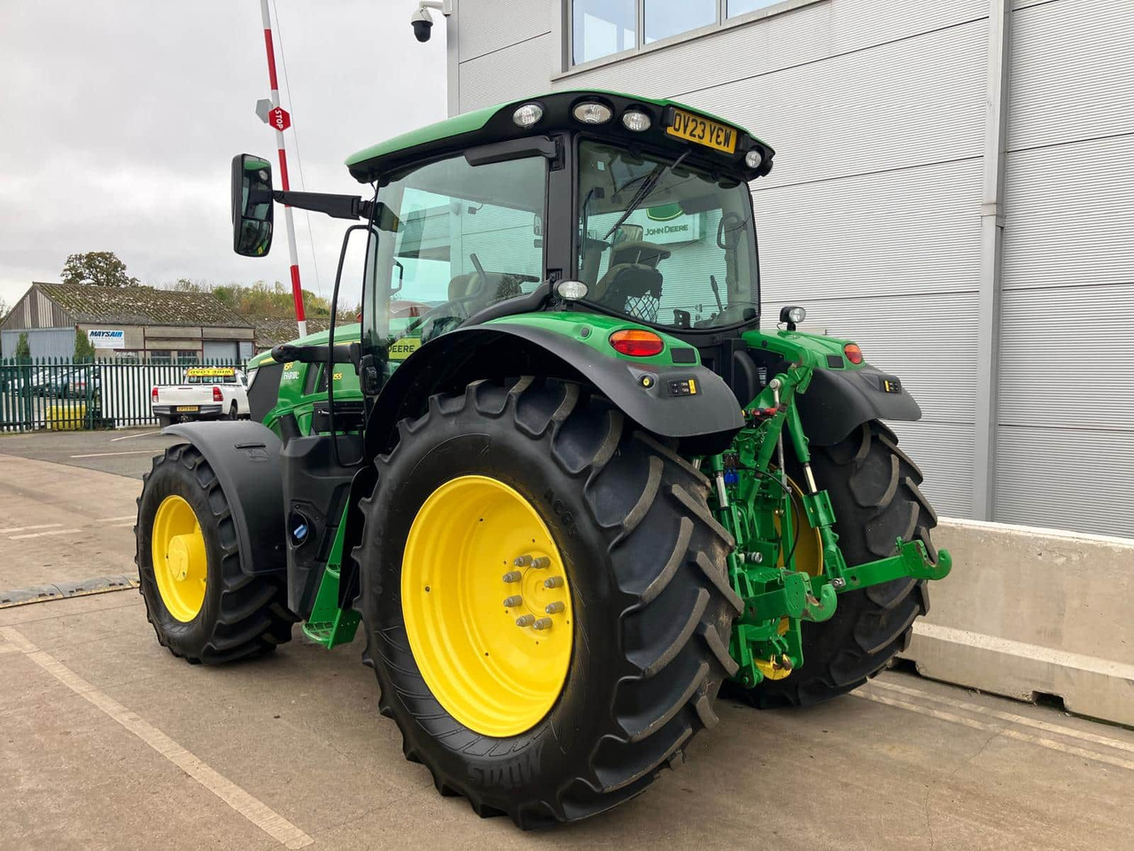 New Farm tractor John Deere 6R 155: picture 6