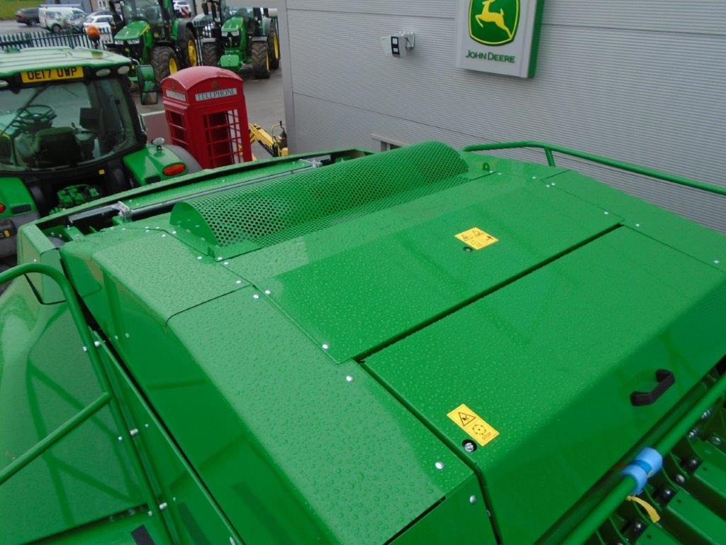 New Square baler John Deere L634: picture 14