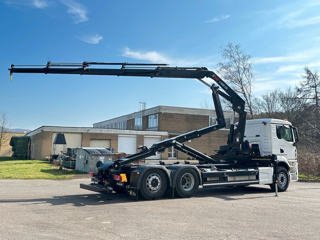 New Hook lift truck, Crane truck MAN TGS 26.470 6x2 Abrollkipper + Kran Hiab 228-4: picture 6