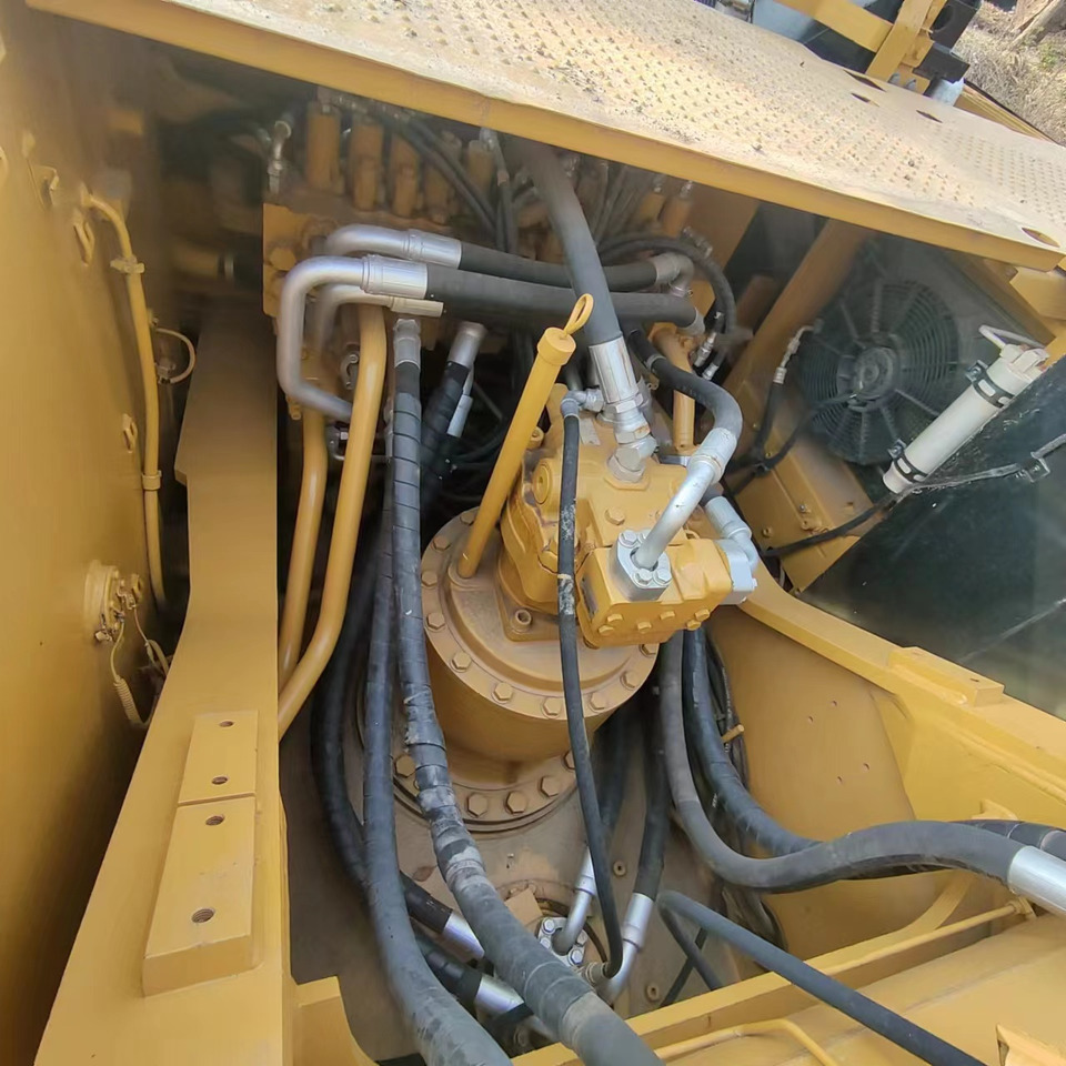 Crawler excavator CATERPILLAR 326D: picture 12