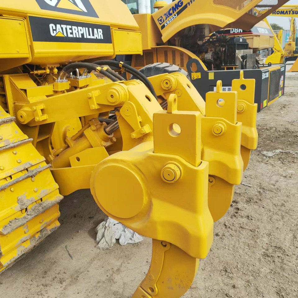 Bulldozer CATERPILLAR D8R: picture 9