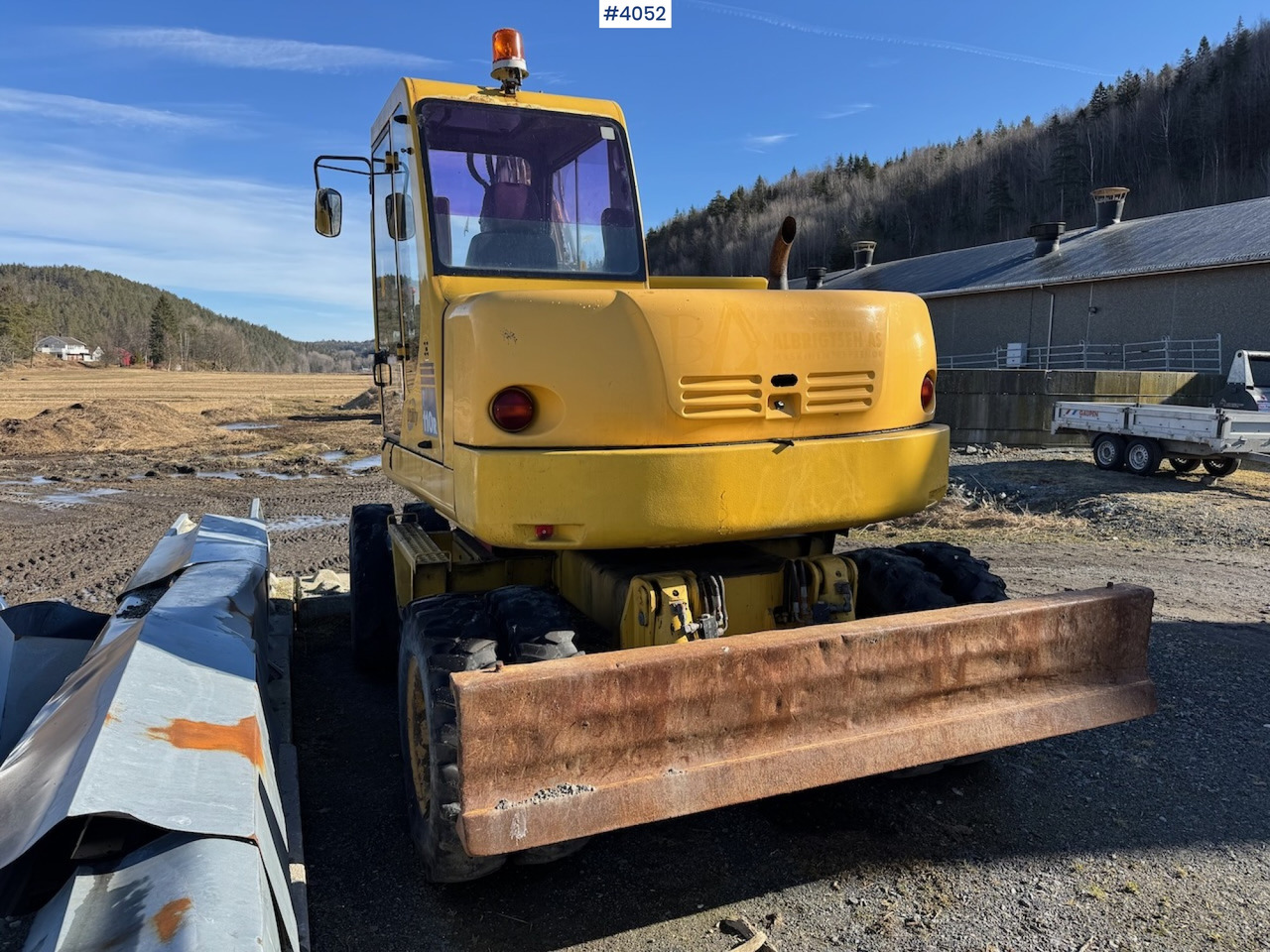 Excavator 2004 Komatsu PW 110R: picture 9