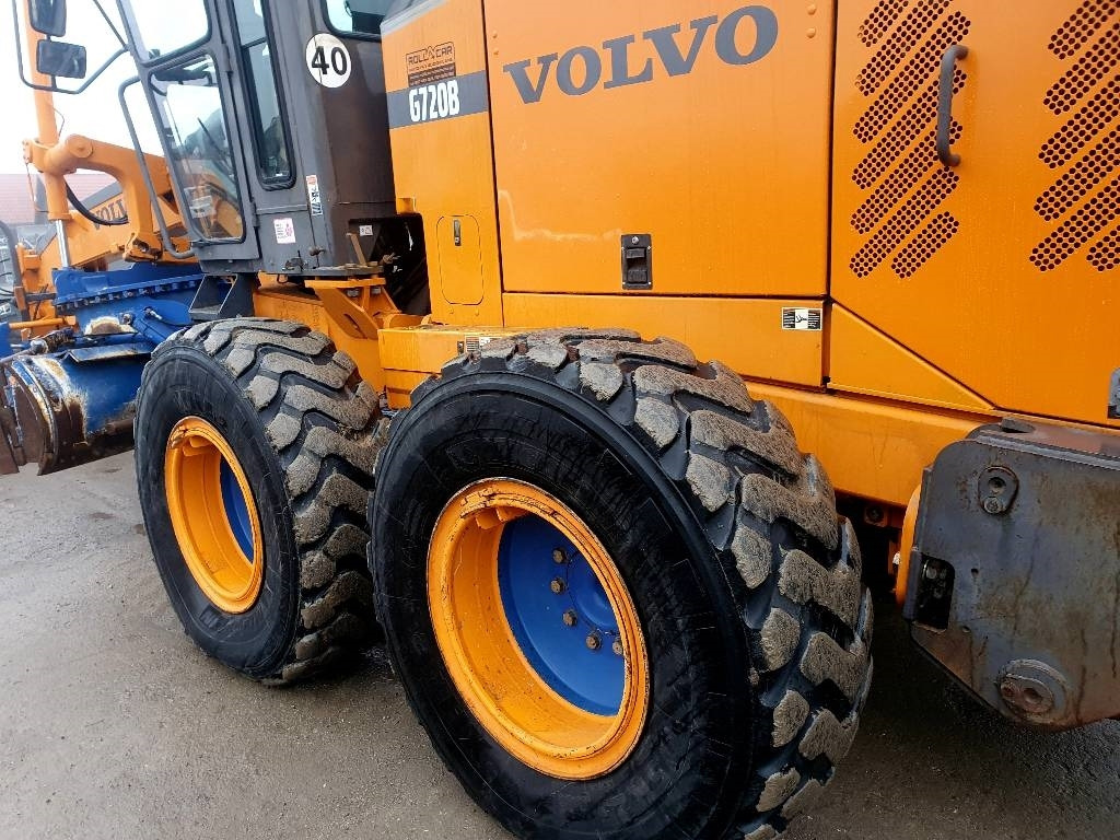 Grader Volvo G 720 B: picture 19