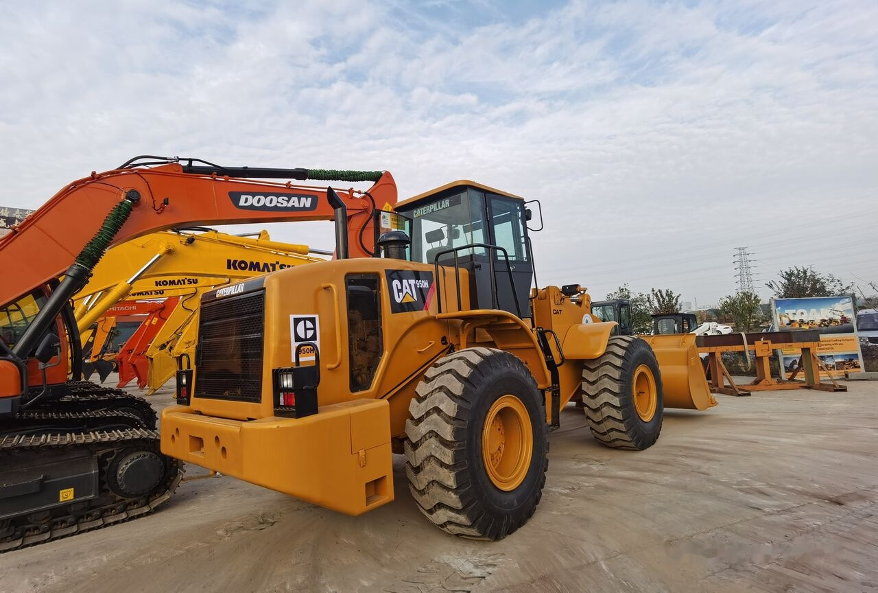 Wheel loader Caterpillar 950H: picture 9