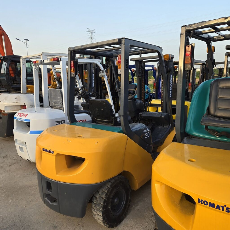 Diesel forklift Komatsu FD30: picture 7