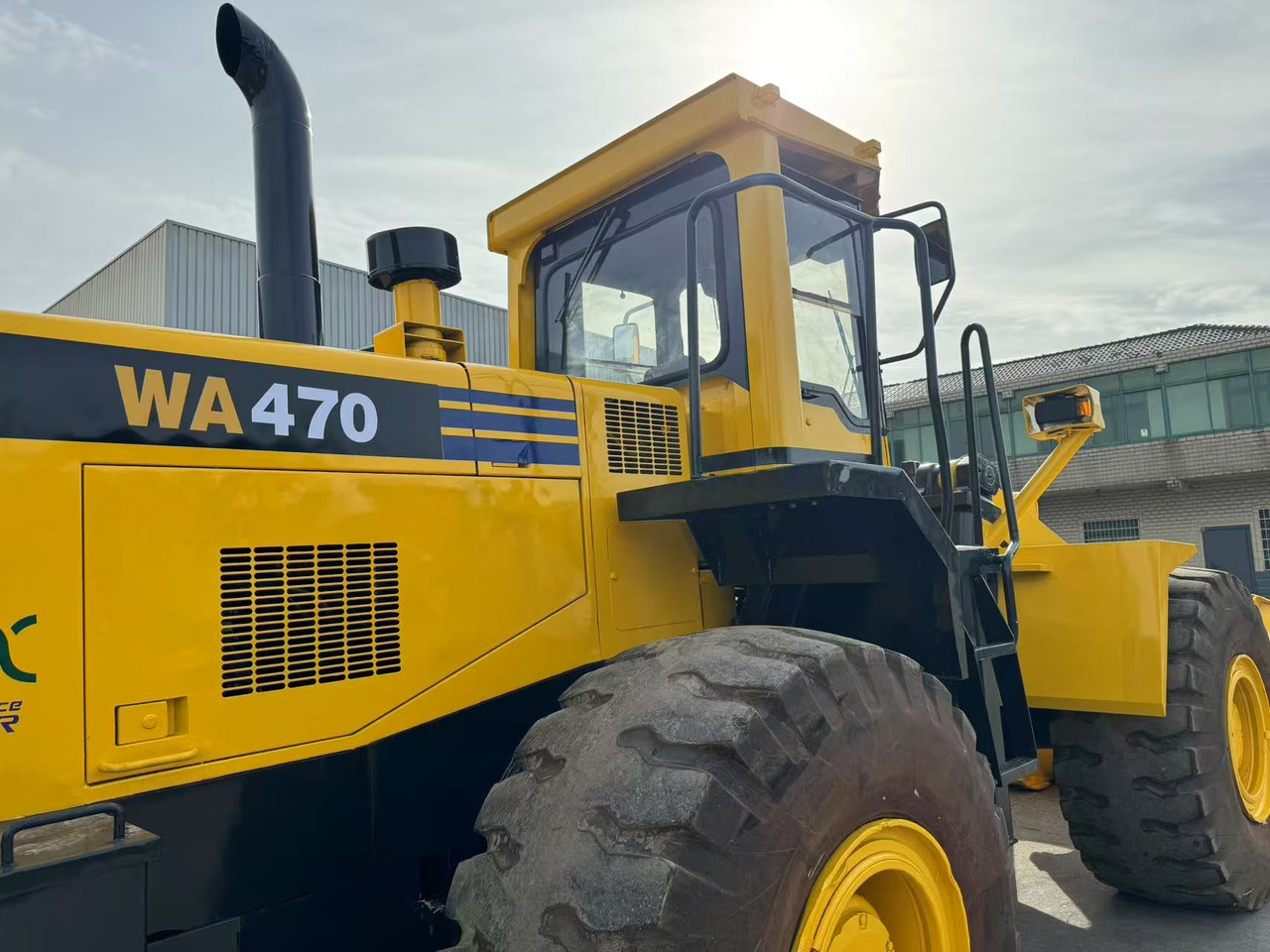 Wheel loader Komatsu WA470: picture 8