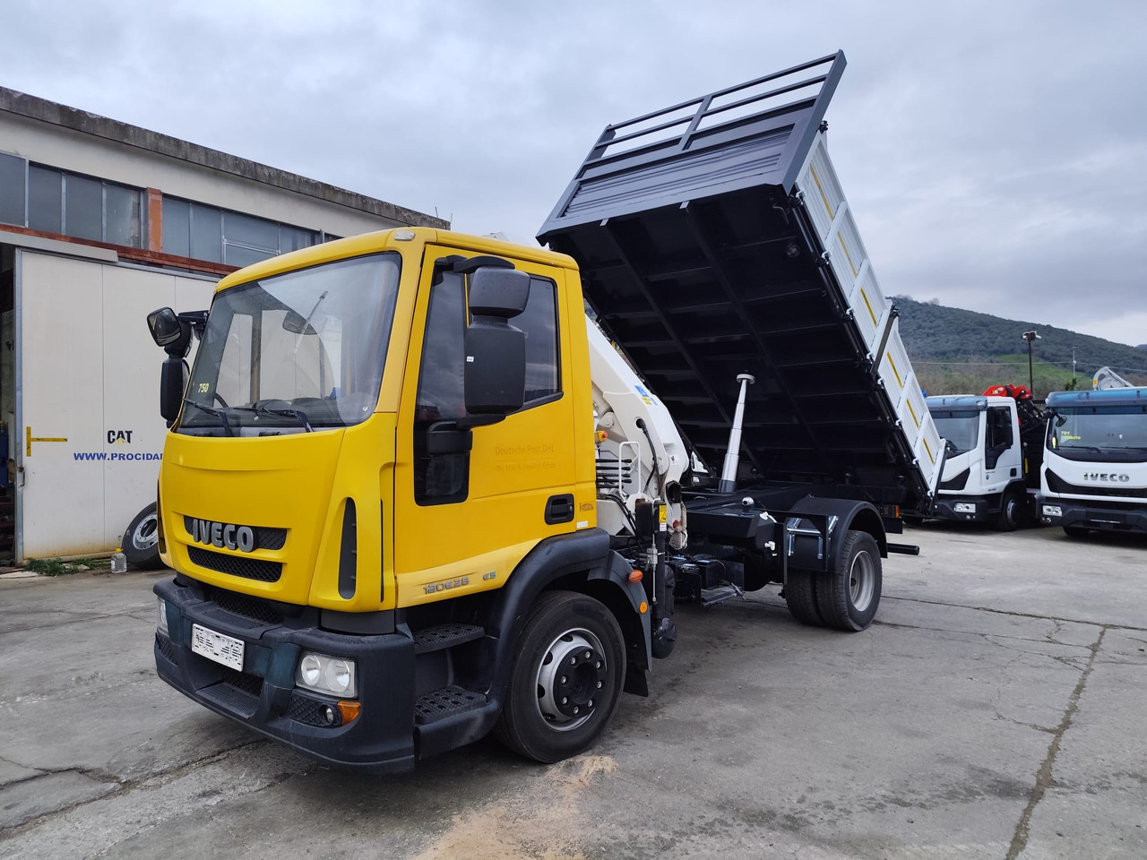 Crane truck IVECO EUROCARGO 120E28P: picture 18