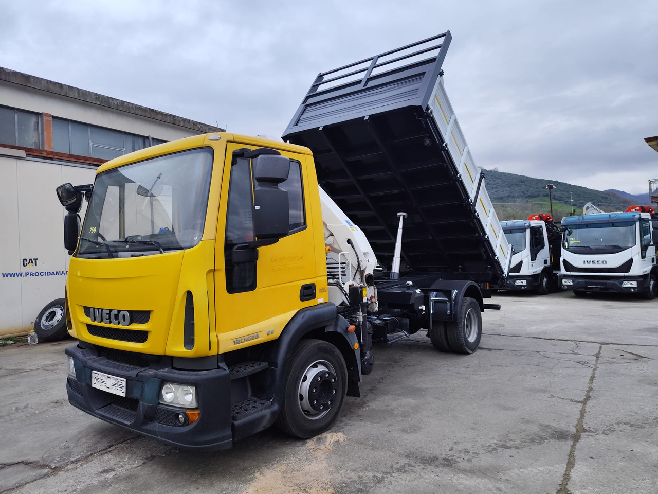 Crane truck IVECO EUROCARGO 120E28P: picture 21