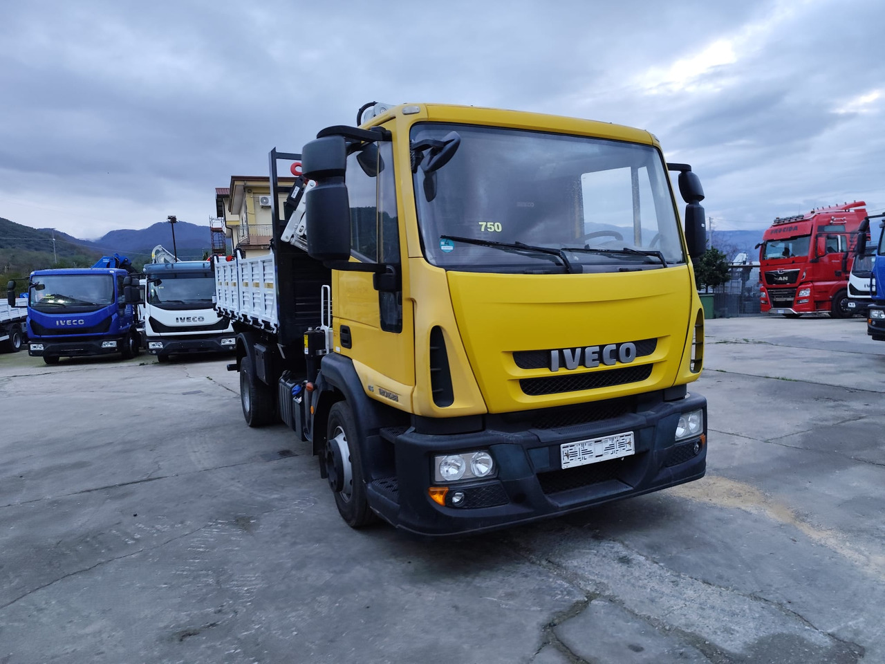 Crane truck IVECO EUROCARGO 120E28P: picture 50