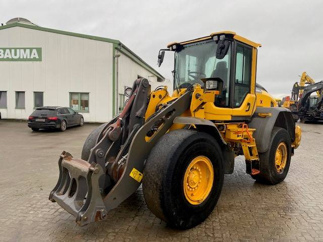 Wheel loader Volvo L 90 H MIETE / RENTAL: picture 8