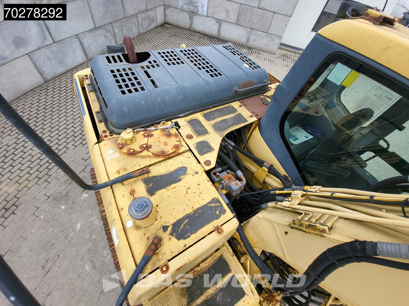 Crawler excavator Komatsu PC180LC-7K: picture 17