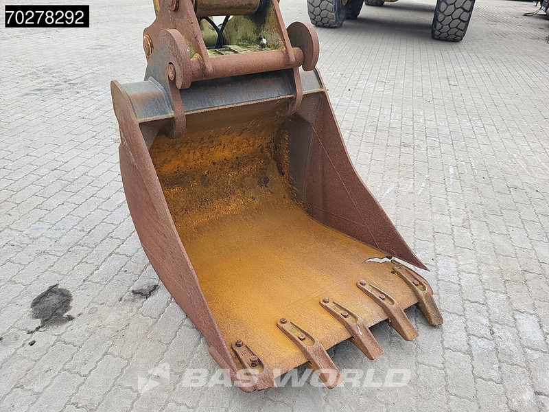 Crawler excavator Komatsu PC180LC-7K: picture 14